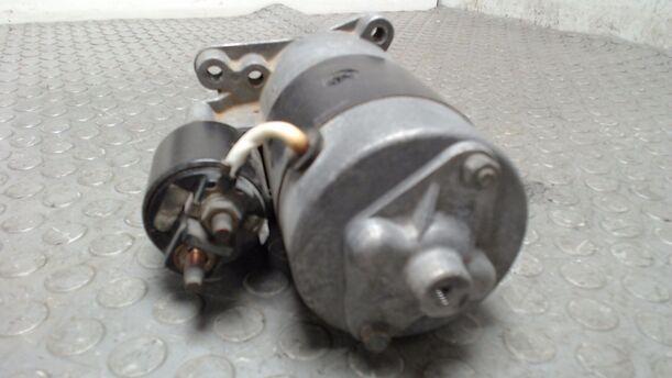 Foto: ANLASSER / STARTER (ZUBEHÖR) eines Renault R 21 Nevada