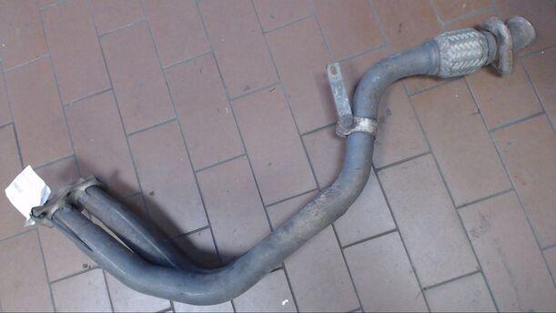 Foto: AUSPUFFROHR VORN eines VW Golf 1.4