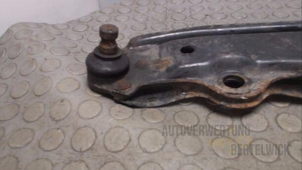 Foto: QUERLENKER VORN LINKS eines Skoda Felicia Combi 1.3