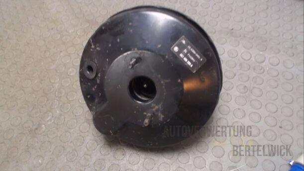 Foto: BREMSKRAFTVERSTÄRKER eines Skoda Felicia Combi 1.3