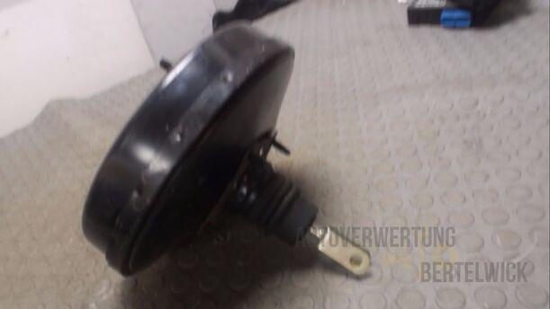 Foto: BREMSKRAFTVERSTÄRKER eines Skoda Felicia Combi 1.3