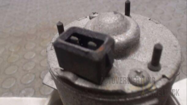 Foto: ELEKTROLÜFTER eines Skoda Felicia Combi 1.3
