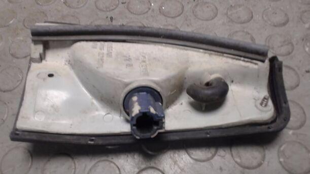 Foto: STANDLICHT RECHTS eines Nissan Micra