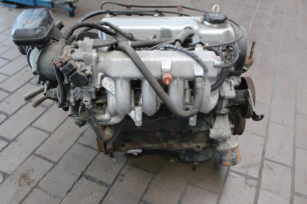 Foto: MOTOR 4G13 eines Mitsubishi Colt 1300 GLS Komfort