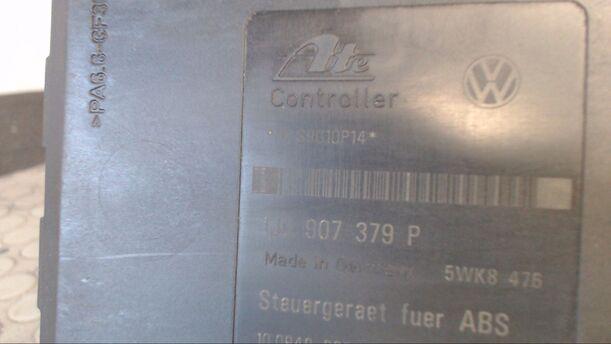 Foto: HAUPTBREMSAGGREGAT ABS eines VW Golf 1.9 TDI GLS Komfort