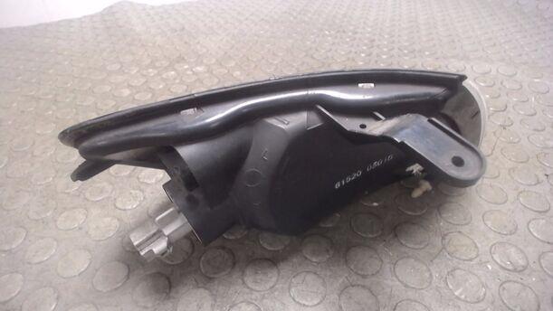 Foto: BLINKER/ BLINKLEUCHTE LINKS eines Toyota Carina 1.8 SX