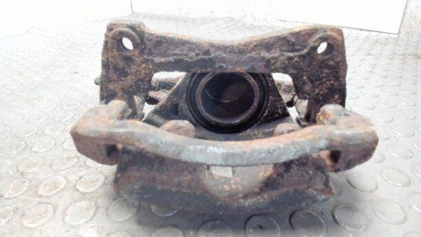 Foto: BREMSSATTEL VORNE LINKS eines Toyota Carina 1.8 SX