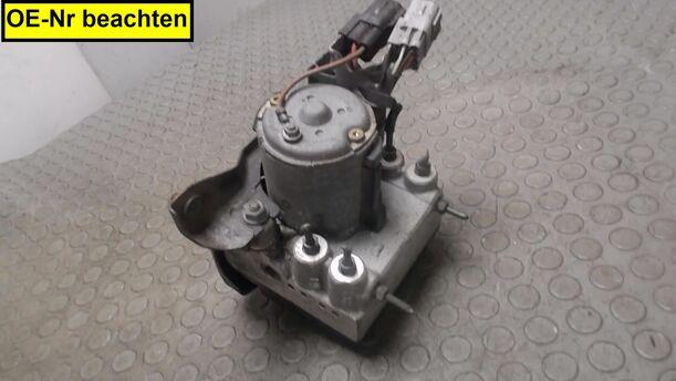 Foto: HAUPTBREMSAGGREGAT eines Toyota Carina 1.8 SX