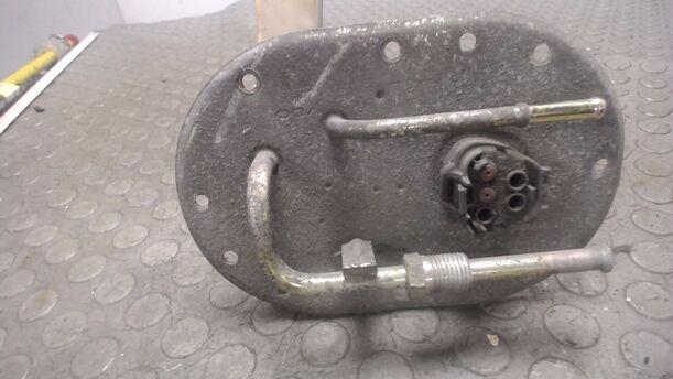 Foto: KRAFTSTOFFPUMPE eines Toyota Carina 1.8 SX