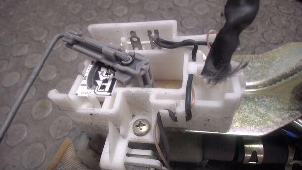 Foto: KRAFTSTOFFPUMPE eines Toyota Carina 1.8 SX