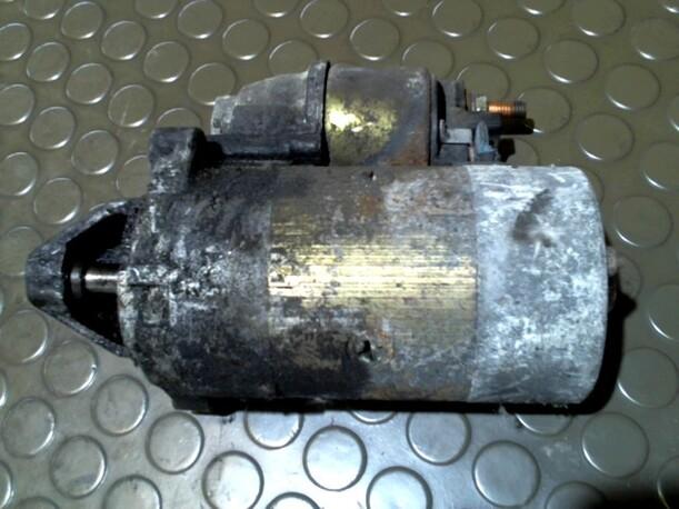 Foto: ANLASSER / STARTER eines Fiat Cinquecento 0.9 i.e. GLS Komfort