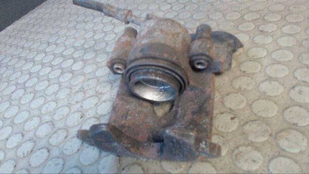 Foto: BREMSSATTEL VORN LINKS eines VW Golf 1.4 SX