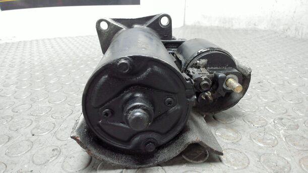 Foto: ANLASSER / STARTER ( SCHALTGETRIEBE ) eines Ford Sierra Turnier GLS Komfort