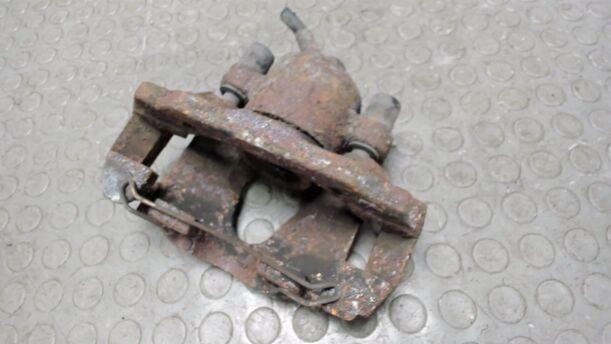 Foto: BREMSSATTEL VORN RECHTS eines Ford Sierra Turnier GLS Komfort