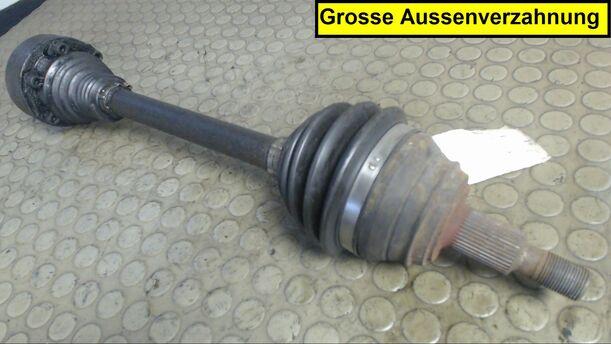 Foto: ANTRIEBSWELLE LINKS eines VW Passat Variant 1.9 TDI SX