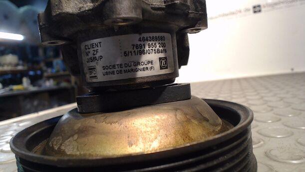 Foto: LENKGETRIEBEPUMPE eines Fiat Brava 1.4 12V Dynamic