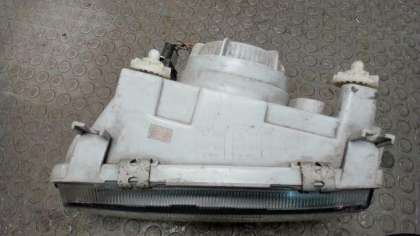 Foto: SCHEINWERFERLINKS ( VOR FACELIFT ) eines Skoda Felicia 1.3