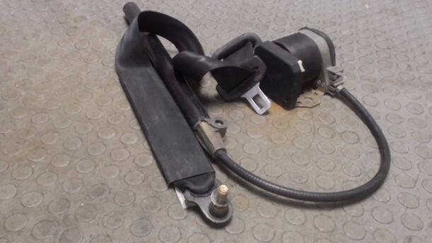 Foto: SICHERHEITSGURT VORN LINKS eines Skoda Felicia 1.3