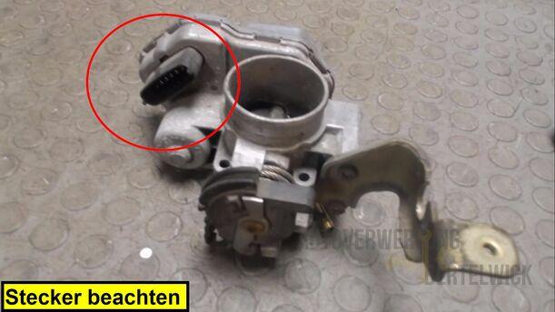 Foto: DROSSELKLAPPENSTUTZEN eines Skoda Felicia 1.3