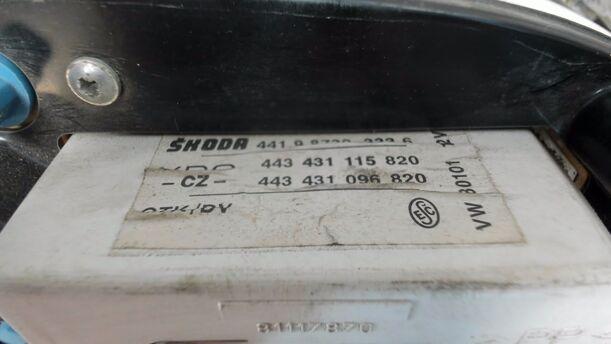 Foto: KOMBIINSTRUMENT / TACHOEINHEIT eines Skoda Felicia 1.3