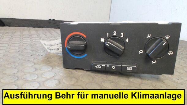 Foto: HEIZUNGSBETÄTIGUNG eines Opel Astra 1.6 Caravan