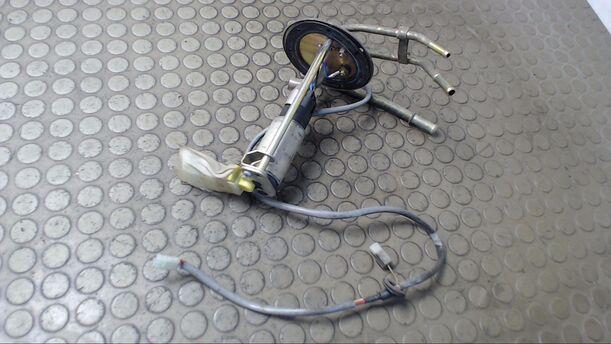 Foto: KRAFTSTOFFPUMPE eines Daihatsu Cuore