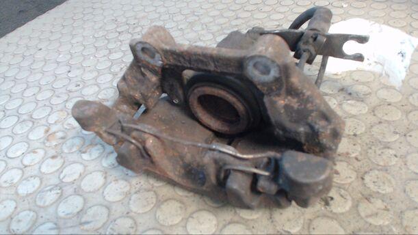 Foto: BREMSSATTEL VORN LINKS eines Audi A4 Avant 1.8 quattro