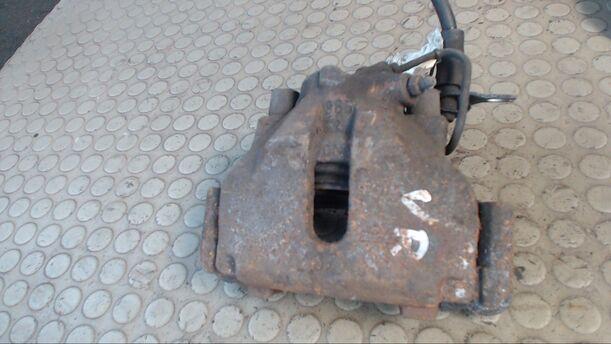 Foto: BREMSSATTEL VORN RECHTS eines Audi A4 Avant 1.8 quattro