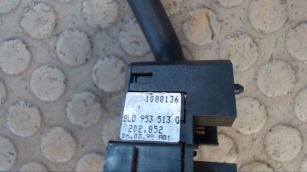 Foto: BLINKSCHALTER/KOMBISCHALTER L eines VW Golf 1.9 TDI