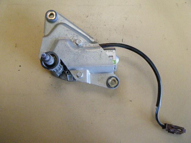 Foto: SCHEIBENWISCHERMOTOR HINTEN eines Peugeot 106