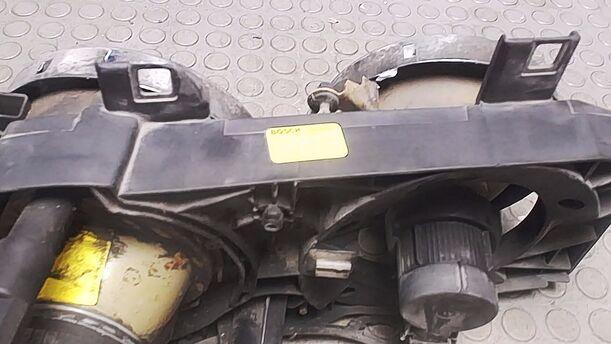 Foto: DOPPELSCHEINWERFERLINKS ( BOSCH) eines BMW 525i