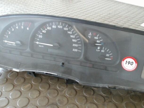 Foto: TACHOEINHEIT eines Opel Vectra 2.0 DTI Caravan Selection