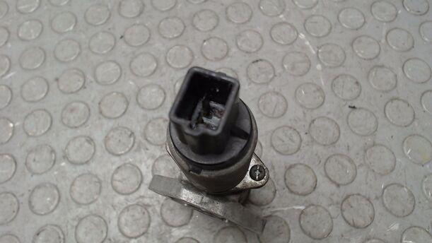 Foto: LEERLAUFREGELVENTIL eines Ford Sierra Exclusive