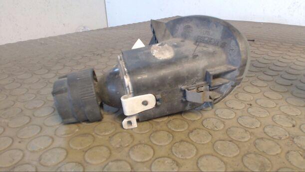 Foto: NEBELSCHEINWERFER  LINKS eines Ford Mondeo Turnier TD Exclusive