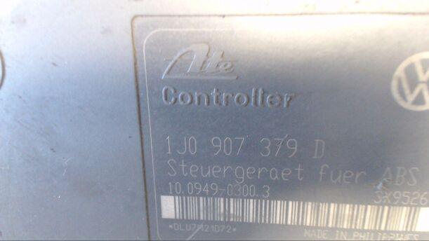 Foto: HAUPTBREMSAGGREGAT ABS eines VW Golf 1.9 TDI Exclusive