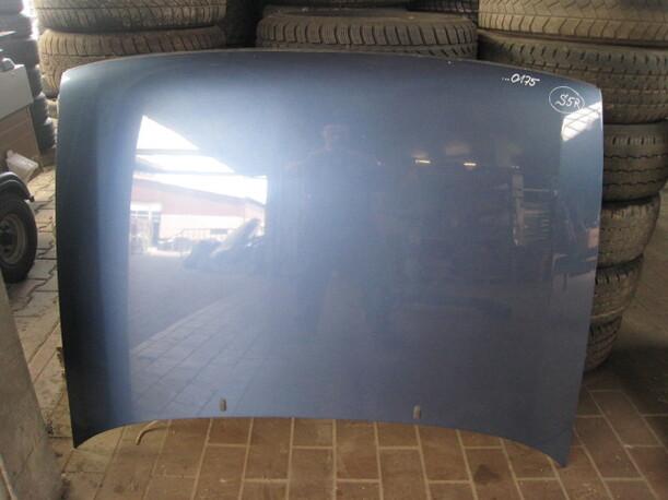 Foto: MOTORHAUBE eines Seat Toledo 1.8i Exclusive