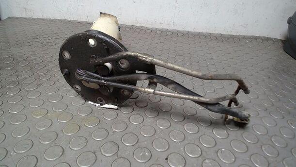 Foto: KRAFTSTOFFPUMPE eines Rover 214 i