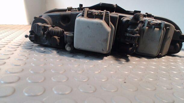 Foto: SCHEINWERFER LINKS (VALEO) eines Fiat Bravo 80 16V SE