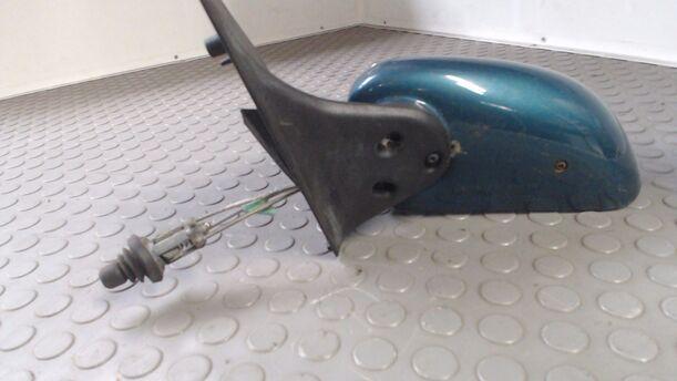 Foto: AUSSENSPIEGEL MECH. INNENVERSTB. LINKS eines Fiat Bravo 80 16V SE