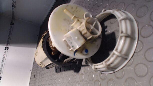Foto: KRAFTSTOFFPUMPE eines Fiat Bravo 80 16V SE