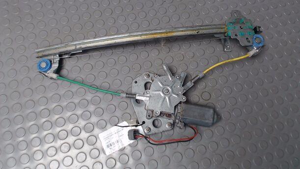Foto: FENSTERHEBER ELEKTRISCH VORN LINKS eines Saab 9000 2.3 Exclusive