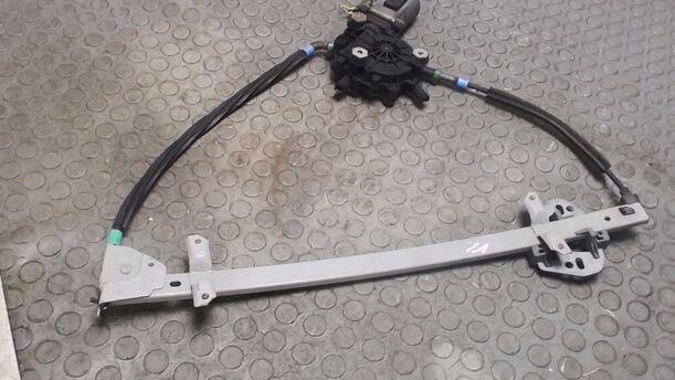 Foto: FENSTERHEBER ELEKTR VORN LINKS (4/5-TÜRER) eines Ford Escort 16V Exclusive