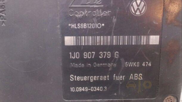 Foto: HAUPTBREMSAGGREGAT ABS eines Skoda Felicia Combi 1.3 SE