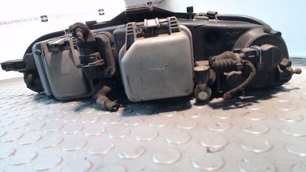 Foto: SCHEINWERFER RECHTS eines Fiat Brava 1.4 12V SE