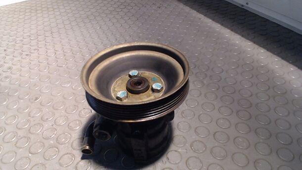 Foto: LENKGETRIEBEPUMPE eines Fiat Brava 1.4 12V SE
