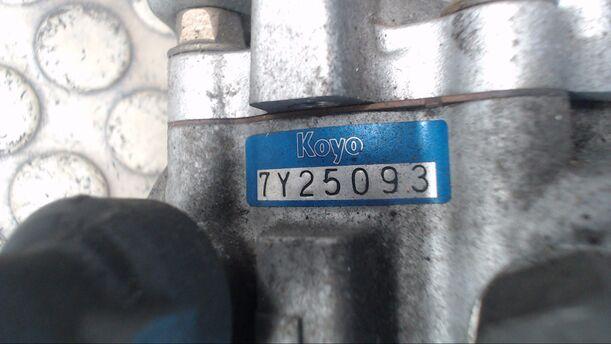 Foto: LENKGETRIEBEPUMPE eines Daihatsu Charade SE