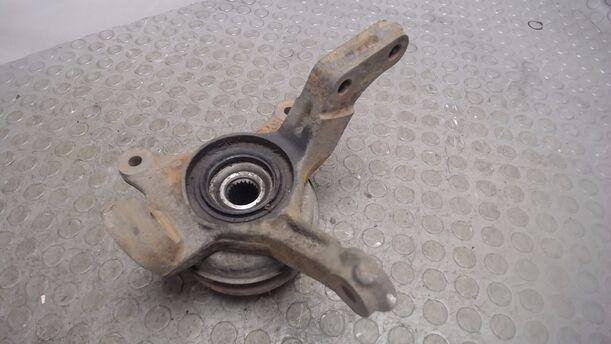 Foto: ACHSSCHENKEL VORNE RECHTS ( OHNE ABS ) eines Nissan Micra 1.0 SE