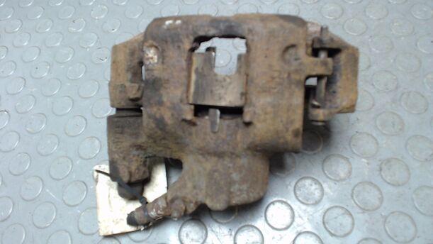 Foto: BREMSSATTEL VORN LINKS eines Fiat Cinquecento 0.9 SE