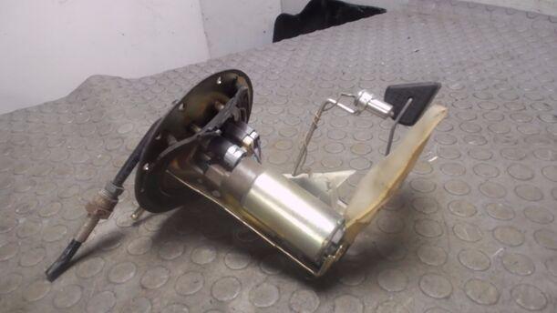 Foto: KRAFTSTOFFPUMPE eines Toyota Corolla 1.4 SE