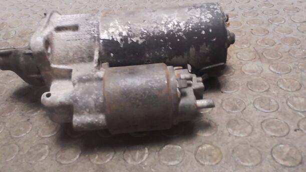 Foto: ANLASSER / STARTER BOSCH eines BMW 525i SE